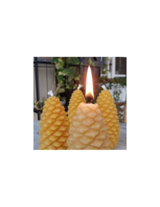 Bougie Pomme de Pin en Cire d'Abeille